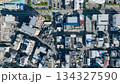 現代都市と道路の真俯瞰ドローン空撮 134327590