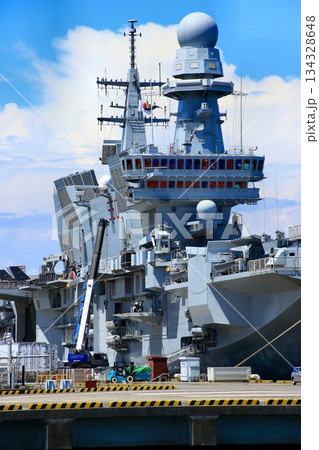 揚陸艦としての機能も有する… イタリア海軍の軽空母『カブール』 揚陸艦としての機能も有する… イタリア海軍の軽空母『カブール』 134328648
