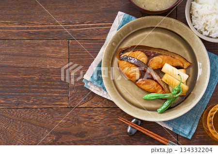 鰤（ブリ）の照り焼きの和定食 134332204