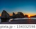 明日を照らす浄土ヶ浜の日の出 134332598
