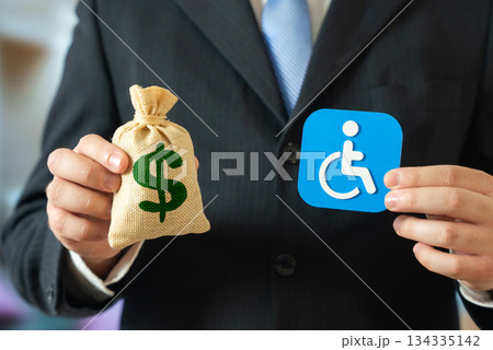 Salaries and pensions for people with disabilities. Fraudulent use of disability status to obtain benefits, corruption. Social support systems face abuse risks 134335142