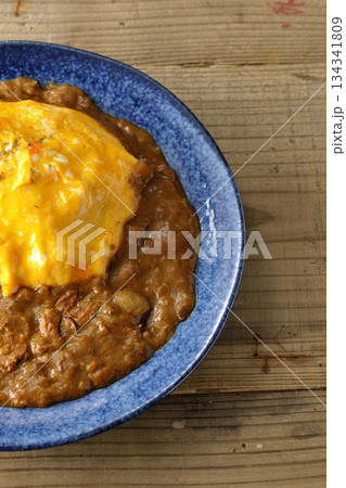 オムカレーライス 134341809