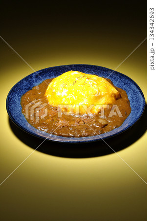 オムカレーライス 134342693