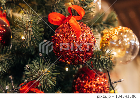 New Year decorations and Christmas atmosphere on a winter street in Moscow 134343380