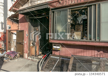 昭和木造住宅の火災全焼現場 134348571