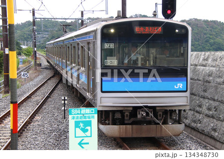 陸前大塚駅に到着する仙石線205系電車(2025年:震災後) 陸前大塚駅に到着する仙石線205系電車(2025年:震災後) 134348730