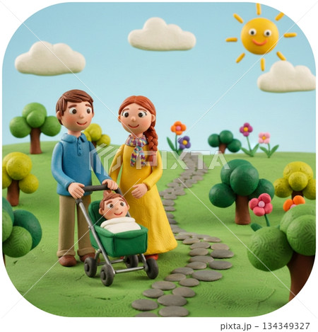 赤ちゃんを連れた若い夫婦が公園を散歩してる風景 134349327