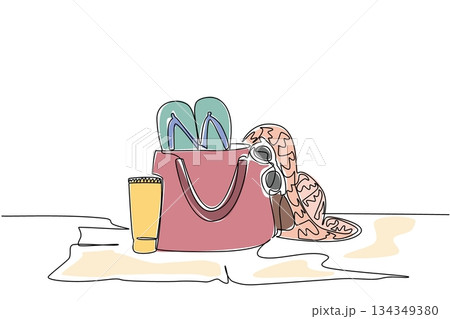 Single one line drawing tube of sunscreen, sunglasses, bag, woven hat and flip flops on the mat. Play equipment in summer. Protect. National Sunscreen Day. Continuous line design graphic illustration Single one line drawing tube of sunscreen, sunglasses, bag, woven hat and flip flops on the mat. Play equipment in summer. Protect. National Sunscreen Day. Continuous line design graphic illustration 134349380