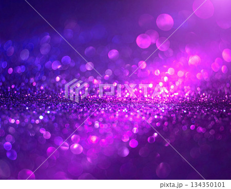 光の粒が舞う幻想的イルミネーション背景素材 134350101