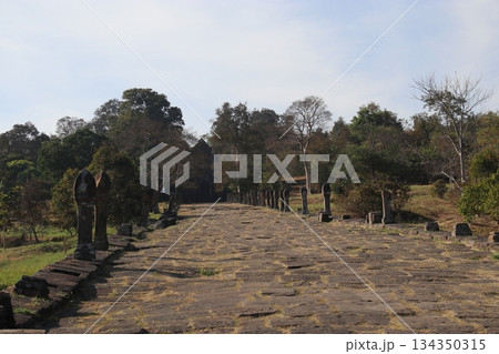 プレアヴィヒアの参道 プレアヴィヒアの参道 134350315