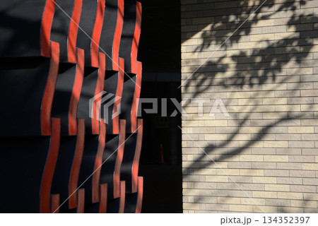 街角の風景　スケッチ写真 134352397