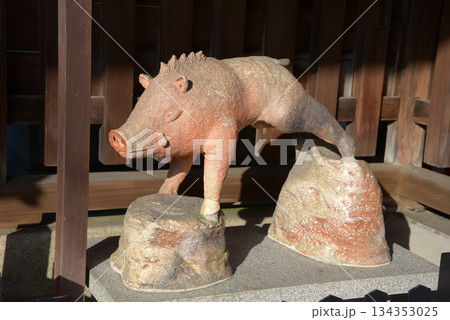 護王神社　狛イノシシ　京都市上京区桜鶴円町 134353025