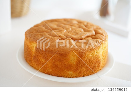 スポンジケーキ 134359013