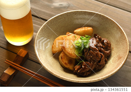 牛肉とじゃがいものオイスタソース炒め 牛肉とじゃがいものオイスタソース炒め 134361551