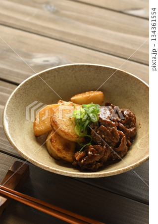 牛肉とじゃがいものオイスタソース炒め 牛肉とじゃがいものオイスタソース炒め 134361554