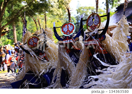 岩手県　民俗芸能公演　獅子踊り 134363580