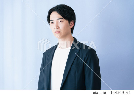 不安なビジネスマン 134369166