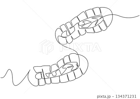 Single one line drawing boot print. Footsteps...のイラスト素材 [134371231] - PIXTA