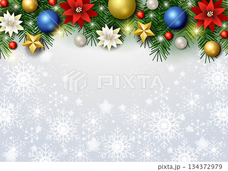 クリスマス背景、雪の結晶と星、銀色、キラキラ、モミの木、かわいい、イラスト、横 134372979