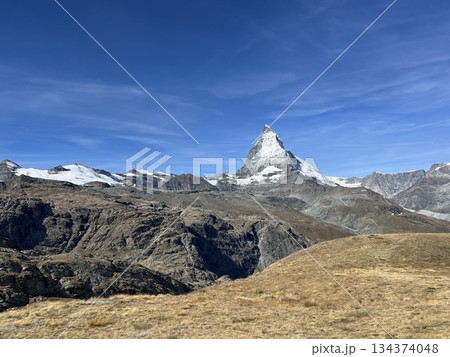 アルプス三大名峰マッターホルン 134374048