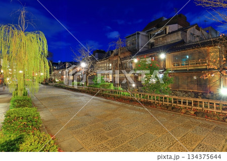【京都府】祇園白川の夜景 134375644