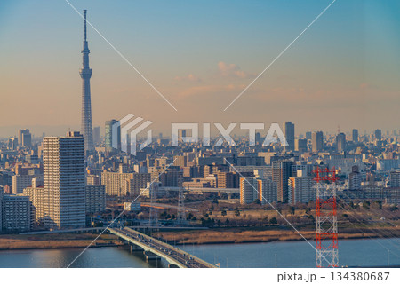 (東京都)東京都市風景 墨田区・江東区・江戸川区 夕景 (東京都)東京都市風景 墨田区・江東区・江戸川区 夕景 134380687