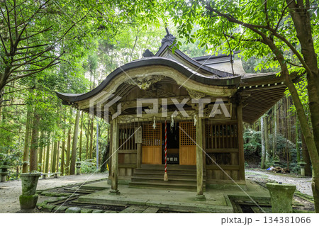 秋月 垂裕神社 拝殿 福岡県朝倉市 秋月 垂裕神社 拝殿 福岡県朝倉市 134381066