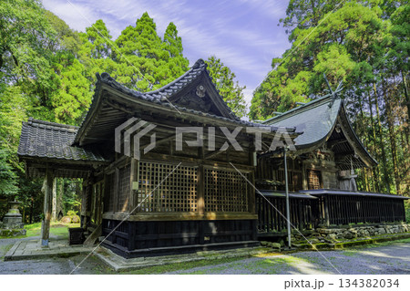 秋月　秋月八幡宮　社殿　福岡県朝倉市 134382034