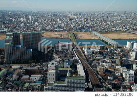【東京都】アイ・リンクタウン展望施設から見る眼下の都市風景 【東京都】アイ・リンクタウン展望施設から見る眼下の都市風景 134382196