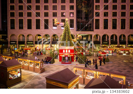 韓国 仁川パラダイスシティのクリスマスマーケット 韓国 仁川パラダイスシティのクリスマスマーケット 134383602