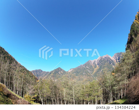 歌宿から見た秋の山 歌宿から見た秋の山 134384224