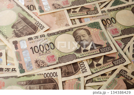 一面の一万円札 一面の一万円札 134386429