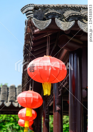 中国蘇州にある水郷として有名な山塘街のとても美しい風景 134388933