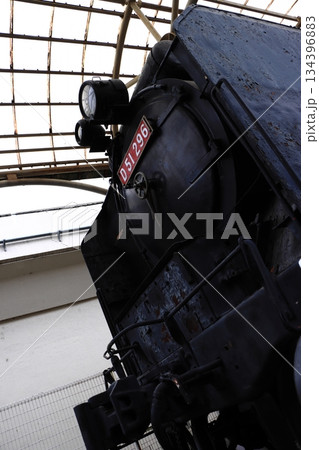 【東京都】府中市郷土の森公園に保存されるD51形蒸気機関車(296号機) 【東京都】府中市郷土の森公園に保存されるD51形蒸気機関車(296号機) 134396883