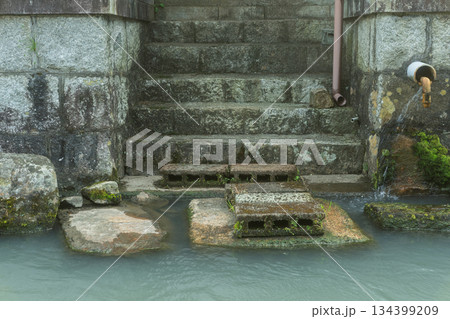 琵琶湖東平野に残る日本遺産である伊庭水郷集落を撮影 134399209