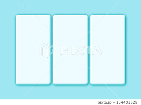 水色の背景に浮かぶ3つの空白パネル 134401329
