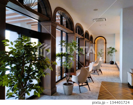 リゾートホテルのテラスから見える景色 134401724