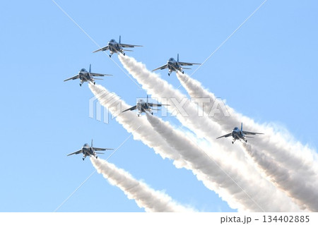 ブルーインパルス 百里基地 航空祭 2025 ブルーインパルス 百里基地 航空祭 2025 134402885