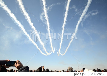 ブルーインパルス 百里基地 航空祭 2025 134402887