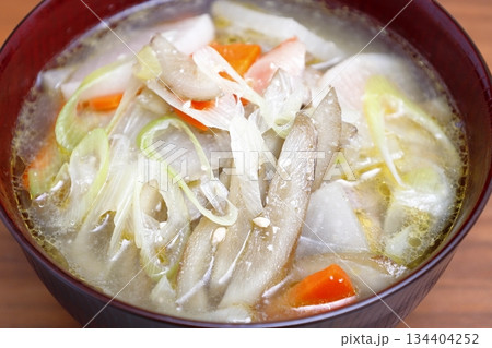 できたて具だくさん豚汁2 134404252
