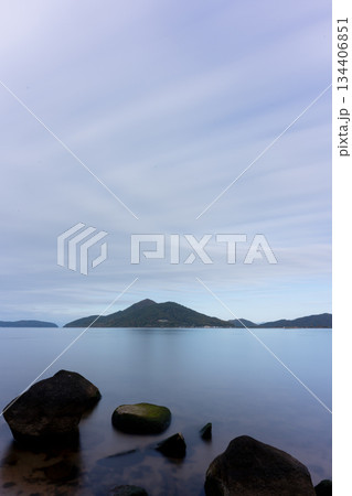 晩秋の琵琶湖の情景 晩秋の琵琶湖の情景 134406851