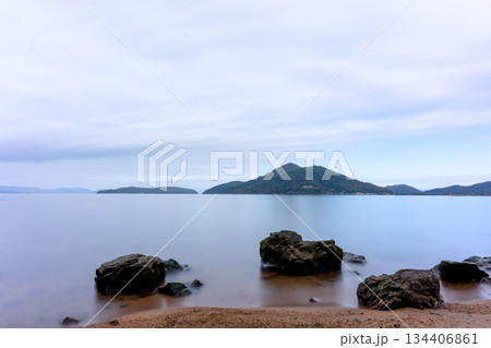 晩秋の琵琶湖の情景 晩秋の琵琶湖の情景 134406861