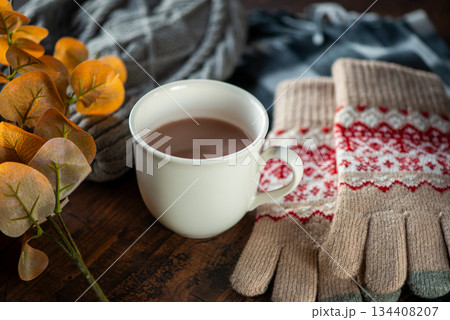 温かいココア 134408207