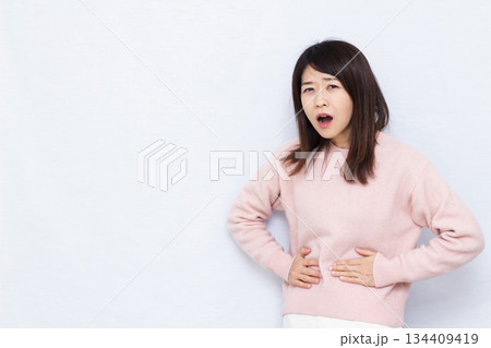 食あたり 食あたり 134409419