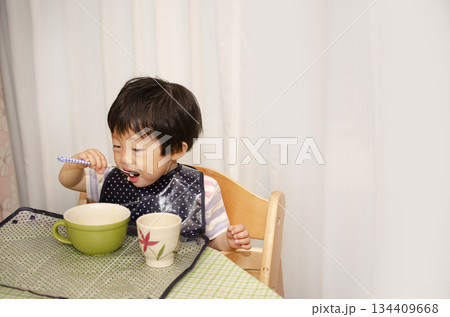 子供 子供 134409668