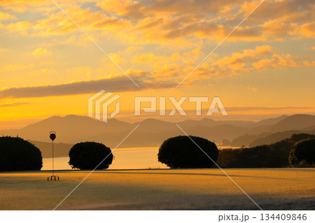 九州長崎市 オーシャンパレスゴルフクラブの夜明け 九州長崎市 オーシャンパレスゴルフクラブの夜明け 134409846