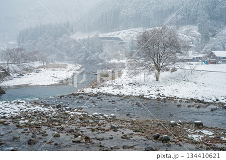 冬の馬瀬川《岐阜県 下呂市 馬瀬》 134410621