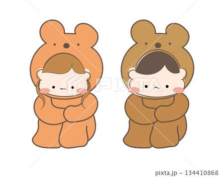くまの着ぐるみ　子供　落ち込む 134410868