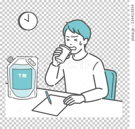 一名男子在接受大腸鏡檢查前似乎難以服用瀉藥。 134413854