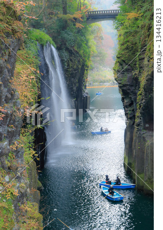 高千穂峡真名井の滝 宮崎県高千穂町 高千穂峡真名井の滝 宮崎県高千穂町 134416213